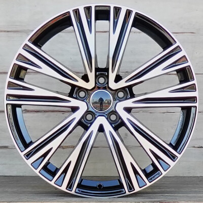 Viper 1242D 7,5×17″ · 5×112 · ET35 · CB66,45 Fekete polír