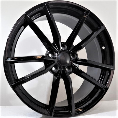 4Racing Hogan 7,5×17″ · 5×112 · ET45 · CB57,1 Fekete polír