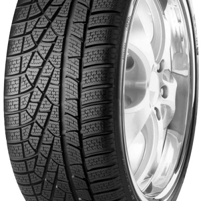 PIRELLI SottoZero 2 215/45 R18 93V · Téli